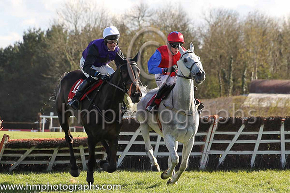 05th Ttebbob ( 10 , purple, dark green star ) and R.M. Power - Trainer : Mrs John Harrington - Owner : David Bobbett