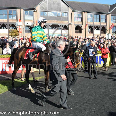 01st Jezki ( 6 , orange and green hoops ) and M.P. Walsh - Trainer : Mrs John Harrington - Owner : John P. McManus
