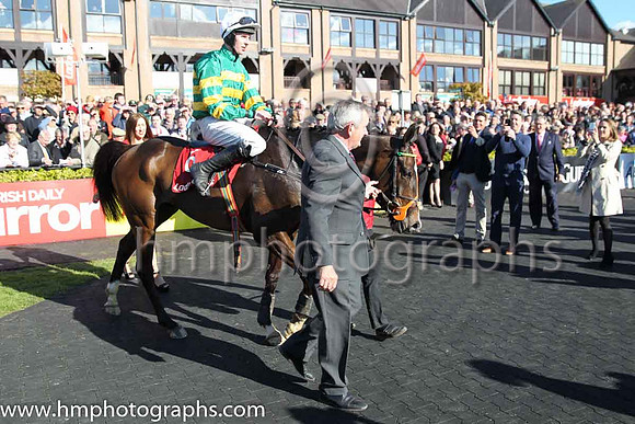 01st Jezki ( 6 , orange and green hoops ) and M.P. Walsh - Trainer : Mrs John Harrington - Owner : John P. McManus