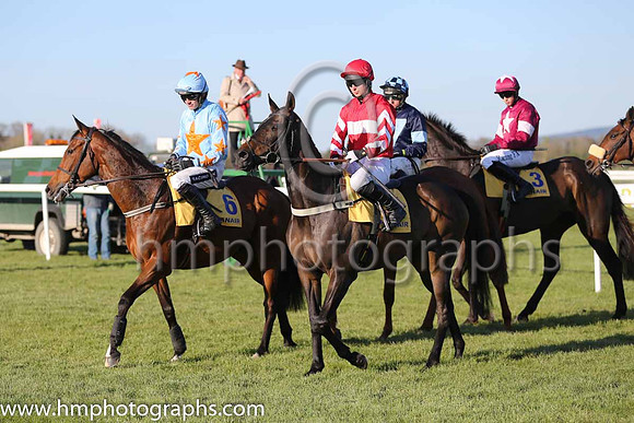 01st Un De Sceaux (FR) ( 6 , light blue, orange star ) and R. Walsh - Trainer : W.P. Mullins - Owner : Edward O'Connell