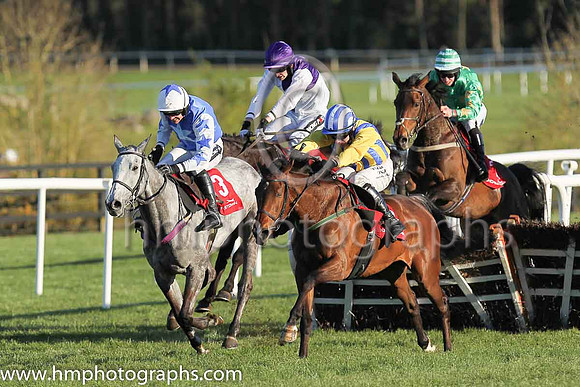 01st Whiteout (GER) ( 12 , blue and yellow stripes, yellow sleeves ) and P. Townend - Trainer : W.P. Mullins - Owner : D.Lawlor