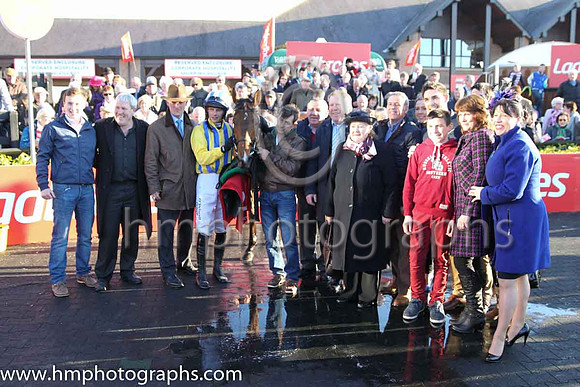 01st Whiteout (GER) ( 12 , blue and yellow stripes, yellow sleeves ) and P. Townend - Trainer : W.P. Mullins - Owner : D.Lawlor
