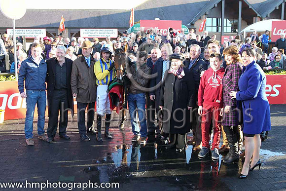 01st Whiteout (GER) ( 12 , blue and yellow stripes, yellow sleeves ) and P. Townend - Trainer : W.P. Mullins - Owner : D.Lawlor