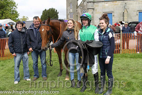 01st Bun Doran ( 4 ) and S Fitzgerald - Trainer : Michael Goff - green
