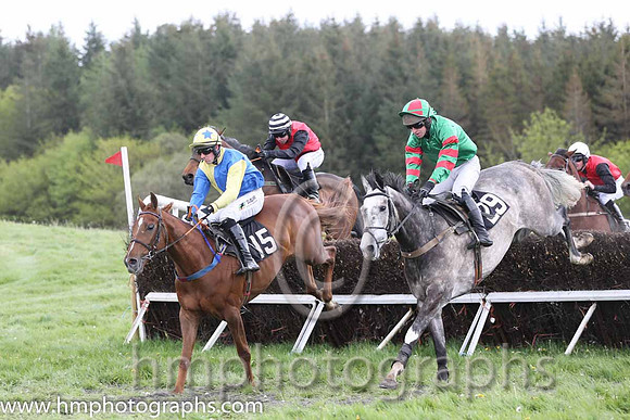 10th PU Whipcord ( 29 ) and N McParlan - Trainer : J G Cosgrave - green, green and red hooped sleeves