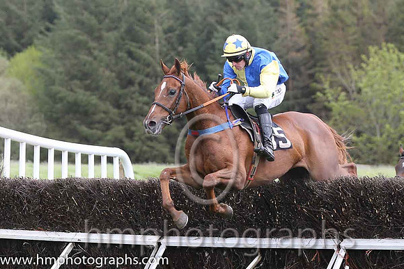 02nd Goonjim ( 15 ) and B O'Neill - Trainer : Colin Bowe - purple and yellow hlvd