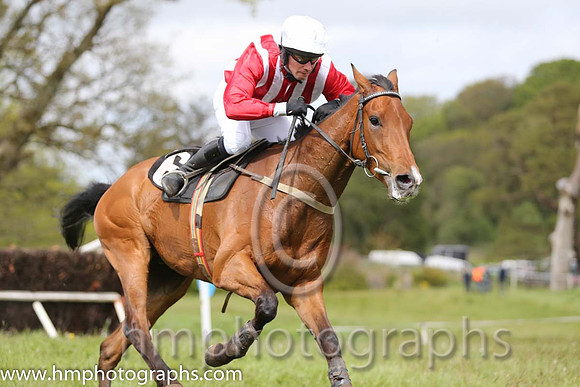 02nd Longtymegone ( 6 ) and McConville - Trainer : Stephen McConville - red and white stripes