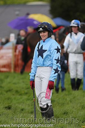 06th PU Ronnie Drew ( 11 ) and Ms M O'Sullivan - Trainer : A J Martin - light blue,dark blue star