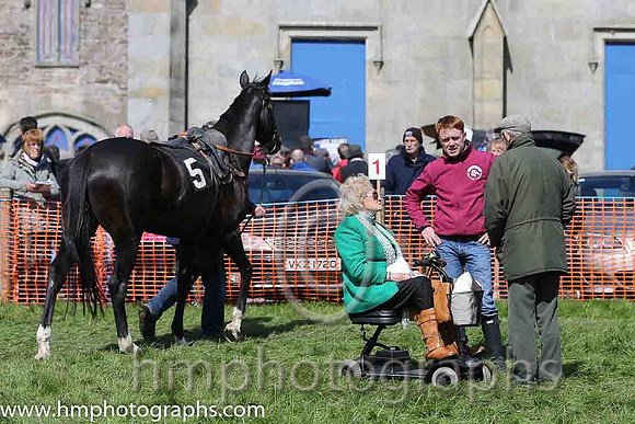 02nd Chosen Dream ( 5 ) and Derek O'Connor - Trainer : Graham McKeever - emerald green , red braces