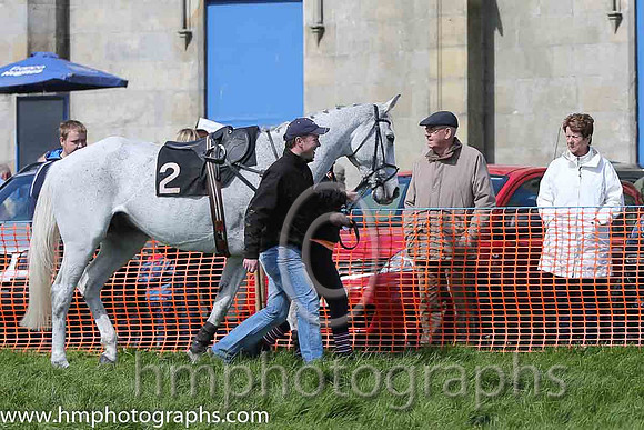 05th PU The Grey Lord ( 2 ) and M E McCrory - Trainer : Nessa Toher - red, emerald green chevrons