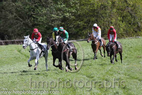 05th PU The Grey Lord ( 2 ) and M E McCrory - Trainer : Nessa Toher - red, emerald green chevrons