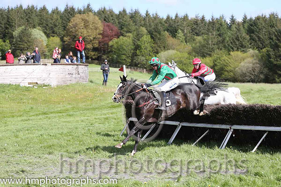 02nd Chosen Dream ( 5 ) and Derek O'Connor - Trainer : Graham McKeever - emerald green , red braces