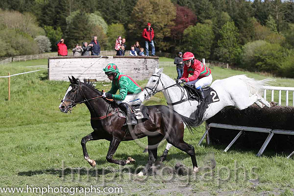 02nd Chosen Dream ( 5 ) and Derek O'Connor - Trainer : Graham McKeever - emerald green , red braces