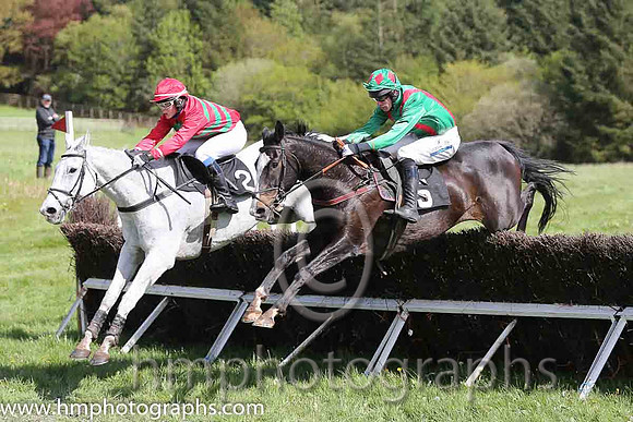 02nd Chosen Dream ( 5 ) and Derek O'Connor - Trainer : Graham McKeever - emerald green , red braces