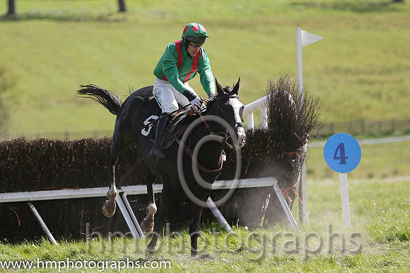 02nd Chosen Dream ( 5 ) and Derek O'Connor - Trainer : Graham McKeever - emerald green , red braces