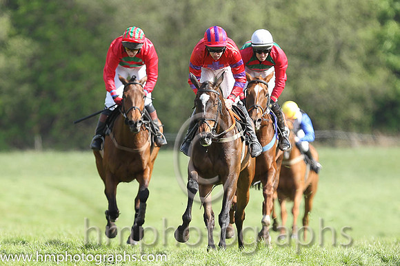 03rd Hillbilly Babe ( 2 ) and Ms S Larkin - Trainer : Nessa Toher - green and red chevrons