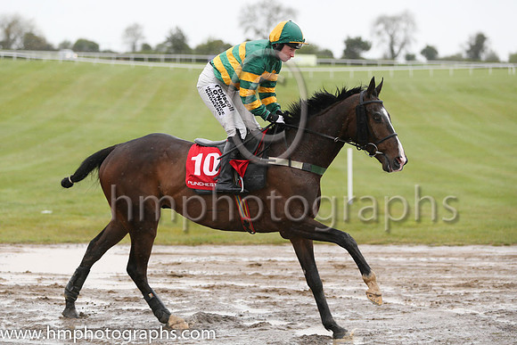 01st Josies Orders ( 10 , orange and green hoops ) and N. Carberry - Trainer : E. Bolger - Owner : John P. McManus