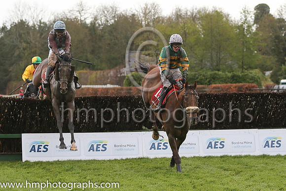 01st Heathfield ( 15 , orange and green hoops ) and P. Townend - Trainer : A.J.Martin - Owner : John P. McManus