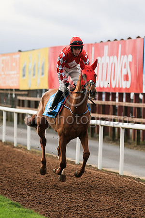 01st Pied Piper (2 , red, white diamond ) Jockey: J W Kennedy , Trainer: Gordon Elliott