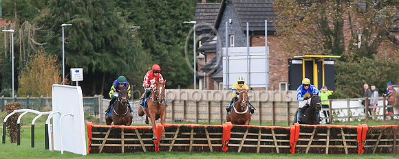 01st Pied Piper (2 , red, white diamond ) Jockey: J W Kennedy , Trainer: Gordon Elliott