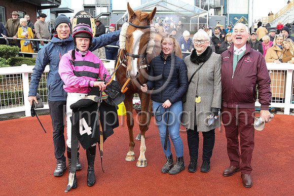 01st Now Where Or When (4 , pink and black hoops ) Jockey: Sam Ewing , Trainer: S R B Crawford