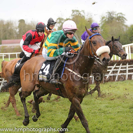 13th Stonebrook ( 24 , orange and green hoops ) and A.P. Heskin - Trainer : Donald McCain (in GB) - Owner : John P. McManus