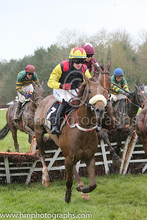 15th King Of The Picts ( 7 , black, red epaulettes ) and K.C. Sexton (3) - Trainer : John Patrick Shanahan - Owner : Thistle Bloodstock Limited