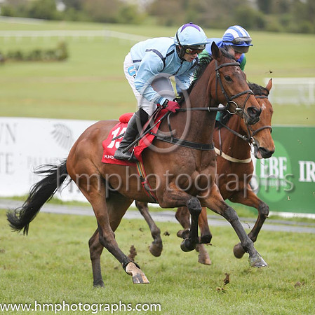 10th Bankhall ( 15 , light blue, dark blue seams ) and S. Crawford - Trainer : S.R.B. Crawford - Owner : S.R.B. Crawford