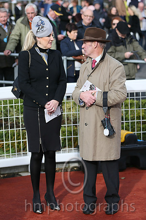 01st De Name Escapes Me ( 3 , orange and green hoops ) and M.P. Walsh - Trainer : Noel Meade - Owner : John P. McManus