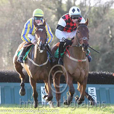 04 Beau Ballistic & R Loughran - 4th (1, royal blue and yellow stripes) & 06 Cloch Fada & M P Fogarty - PU (2, red and black diamonds) - FT8E1141-24