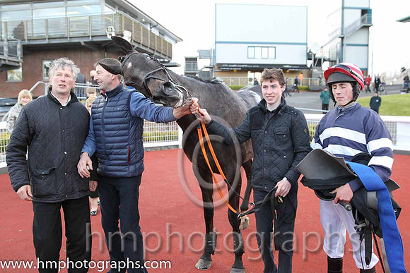 01st As De Pique ( 8 , white and blue hoop ) and J.B. Kane (7) - Trainer : Gavin Cromwell - Owner : Ms. A. Cromwell