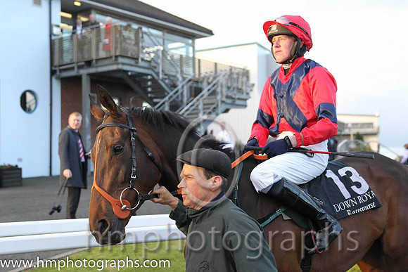 01st Glacial Drift (GB) ( 13 , red, black cross belts ) and D.L. Queally (5) - Trainer : T.J. Taaffe - Owner : Miss Catherine Magnier