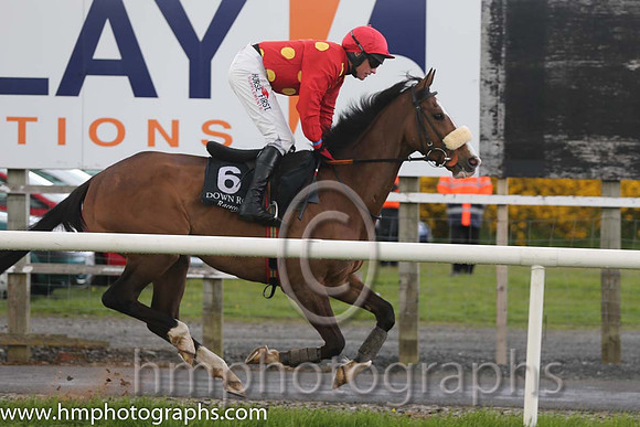 09th Our Sox ( 6 , red, yellow stars ) and P. Carberry - Trainer : A.J.Martin - Owner : Reddans Bar Syndicate