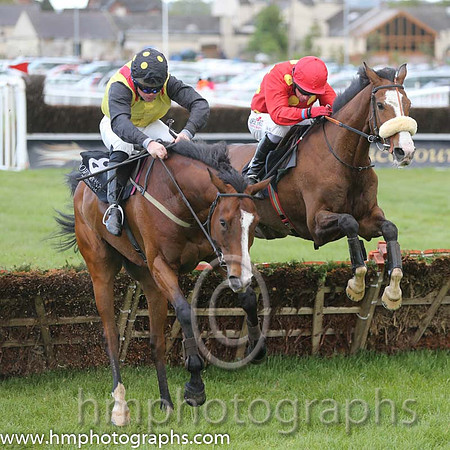 10th Bach On Track ( 8 , yellow, red epaulettes ) and B.M. Cash - Trainer : Patrick Downey - Owner : Plus Fours Syndicate