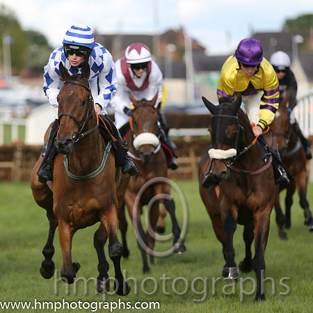 03rd Definite Soldier ( 3 , yellow, purple star ) and B.S. Hughes - Trainer : Peter Croke - Owner : J.O.Mythen