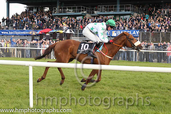 02nd Colms Dream ( 10 , white, green stars ) and Donagh Meyler (7) - Trainer : Karl Thornton - Owner : Colm's Dream Syndicate