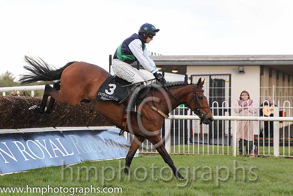 06th Shershewill ( 3 , black, green sash ) and N.P. Madden - Trainer : Aaron Stronge - Owner : Mrs Loretta McCausland