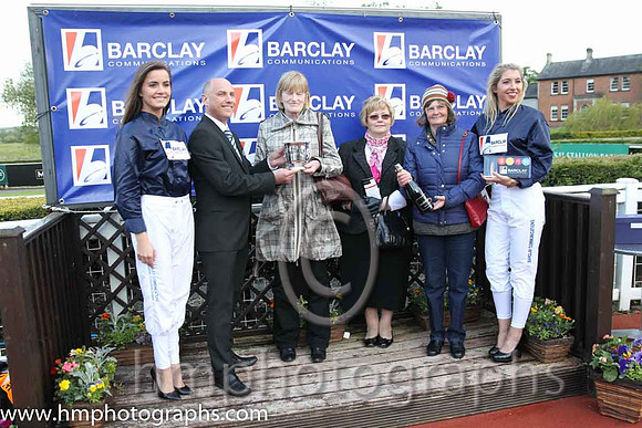 01st As De Pique ( 8 , white and blue hoop ) and J.B. Kane (7) - Trainer : Gavin Cromwell - Owner : Ms. A. Cromwell