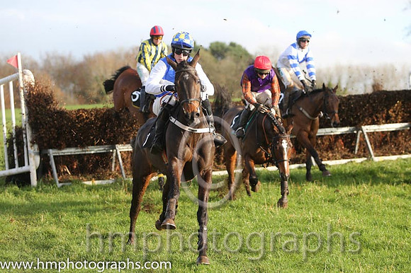 02 Gem And I and J P McKeown - - 02nd (5 ,red  white  yelow stripes ) Trainer - Michael Rice