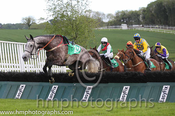 10th S Spa Woods ( 10 , blue, red star ) and A.E. Lynch - Trainer : B. R. Hamilton - Owner : William M. Brown