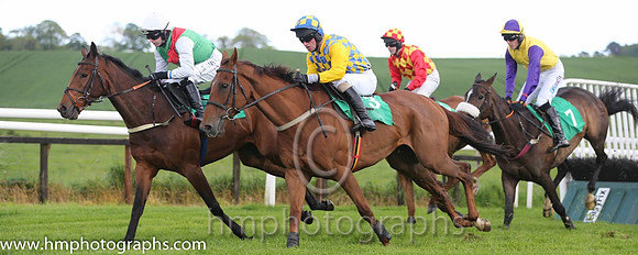01st Haddington Road ( 7 , yellow, purple sleeves ) and Andrew J. McNamara - Trainer : Mrs D.A.Love - Owner : Ms. Salome M. Brennan