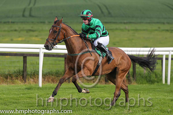 07th Faithless ( 6 , green and black chevrons ) and S.E. Butler (5) - Trainer : Lorcan Joseph Donnelly - Owner : Lorcan Joseph Donnelly