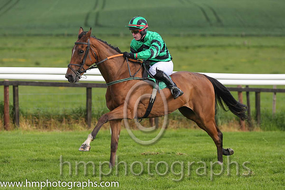 07th Faithless ( 6 , green and black chevrons ) and S.E. Butler (5) - Trainer : Lorcan Joseph Donnelly - Owner : Lorcan Joseph Donnelly