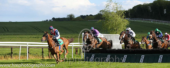 11th Trainspotting (GB) ( 10 , white, red chevron ) and A. Ring (5) - Trainer : Michael G. Cleary - Owner : Kilcock Racing Won Syndicate
