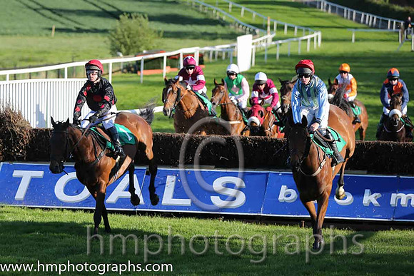 02nd Archie Meade ( 1 , black, three red spots ) and D.J. Howard - Trainer : Daniel John Howard - Owner : T J O'Sullivan