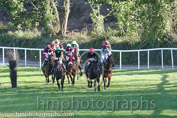 02nd Archie Meade ( 1 , black, three red spots ) and D.J. Howard - Trainer : Daniel John Howard - Owner : T J O'Sullivan