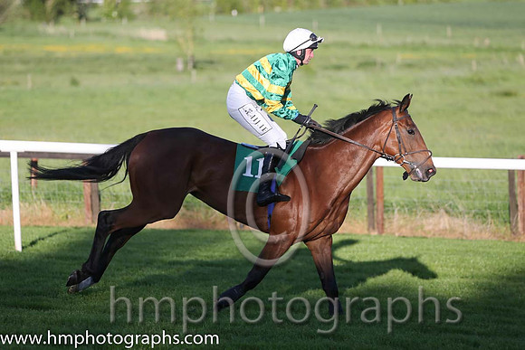 03rd The Last Hour ( 11 , orange and green hoops ) and N.P. Madden - Trainer : F. Flood - Owner : John P. McManus