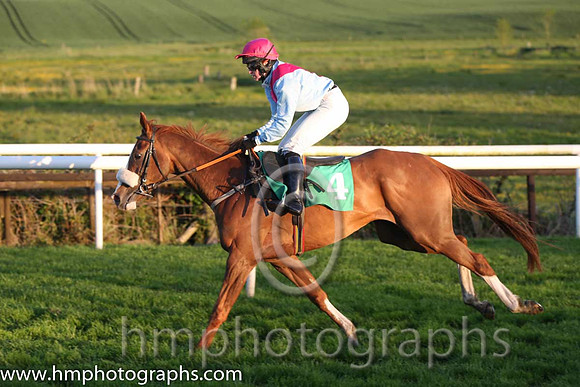 07th PU Rightback Atya ( 4 , light blue, pink sash ) and J.M. Mangan (3) - Trainer : P.J. Rothwell - Owner : S.J. Osborne