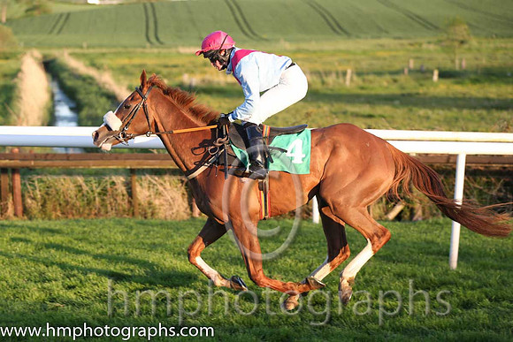 07th PU Rightback Atya ( 4 , light blue, pink sash ) and J.M. Mangan (3) - Trainer : P.J. Rothwell - Owner : S.J. Osborne