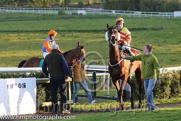 01st Waterville Rock ( 6 , yellow and red chevrons ) and K. Walsh - Trainer : J.A. Nash - Owner : Michael O'Flynn/John F. O'Flynn